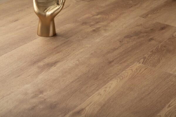 Grandeur Essential - Vinyl Plank - 7" × 48"