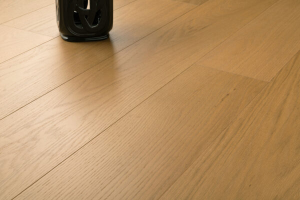 Grandeur Prestige - American Oak - 7-1/2" × RL