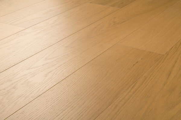 Grandeur Prestige - American Oak - 7-1/2" × RL