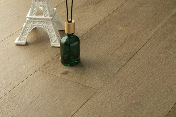 Grandeur Regal - European White Oak - 7 1/2" × RL