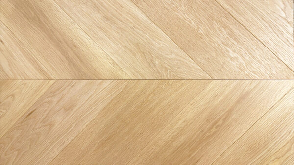 Grandeur Herringbone - European White Oak - Napa Valley Chevron 6" × 36"